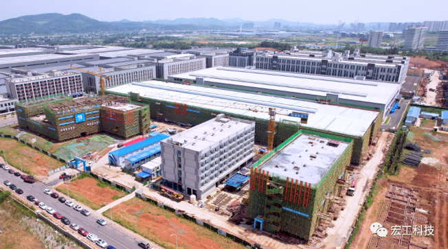 宏工智能自動(dòng)化裝備項(xiàng)目一期工程主體結(jié)構(gòu)順利封頂！